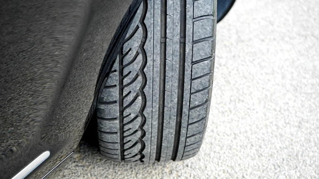 Tyre Tread and the MOT