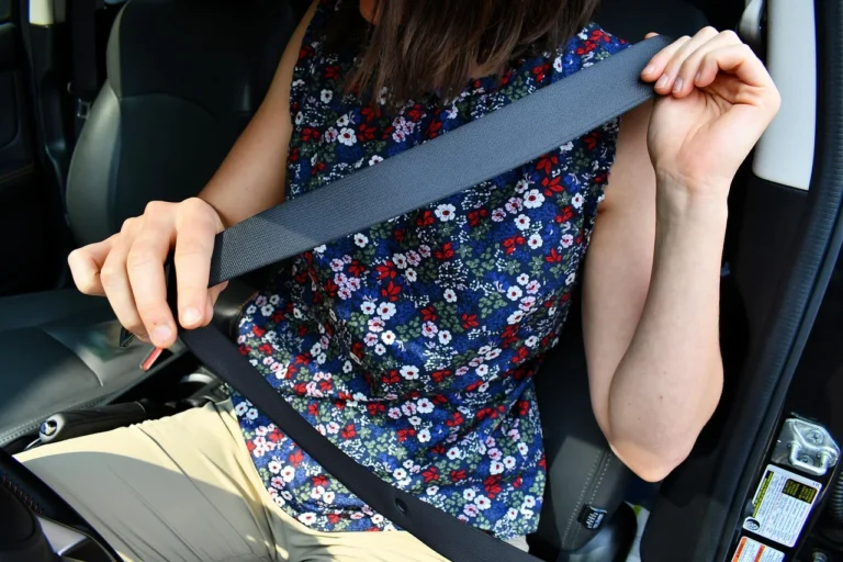 Seatbelt Warning Light: What It Means and Why It's There