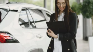 Vehicle paperwork check before an end-of-life car handover
